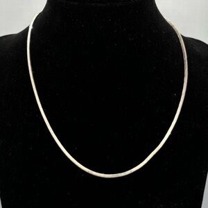 Elegant Silver Necklace